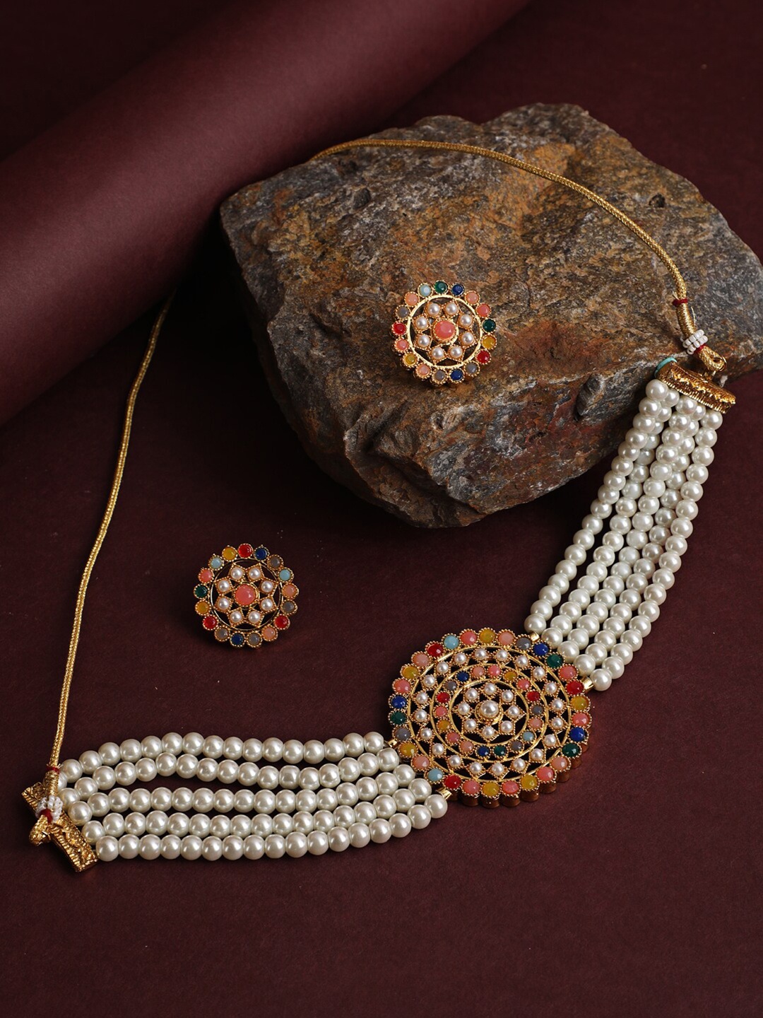 

Jazz and Sizzle Gold-Plated Kundan-Studded & Artificial Beaded Jewellery Set