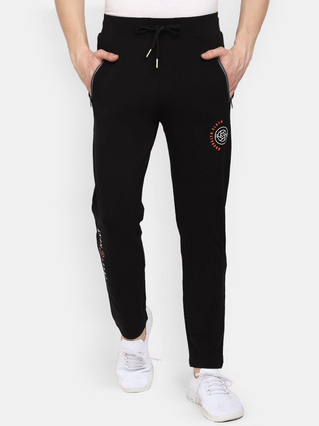 

V-Mart Men Solid With Print Detail Cotton Track Pants, Black