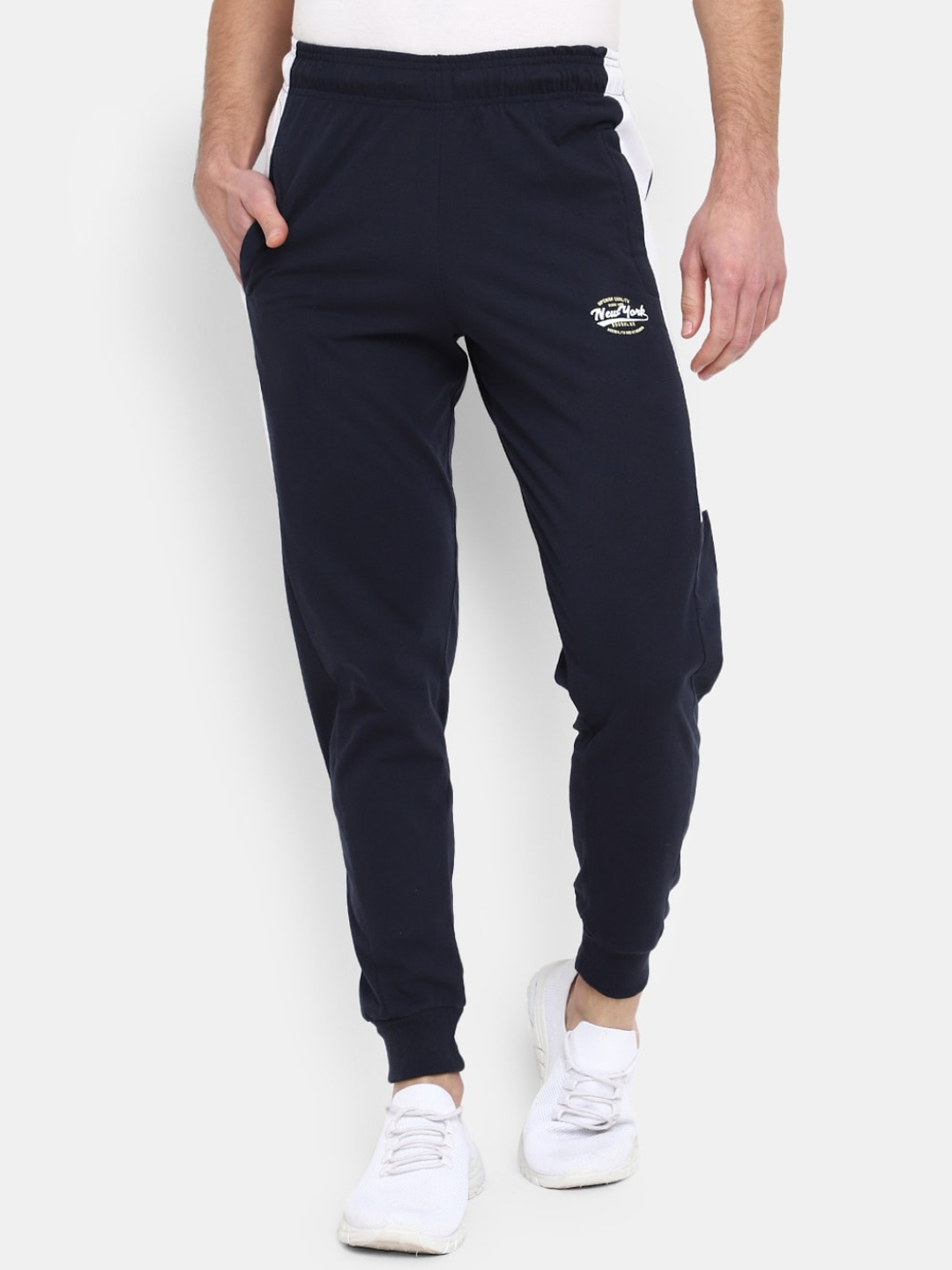 

V-Mart Men Colourblocked Joggers, Blue