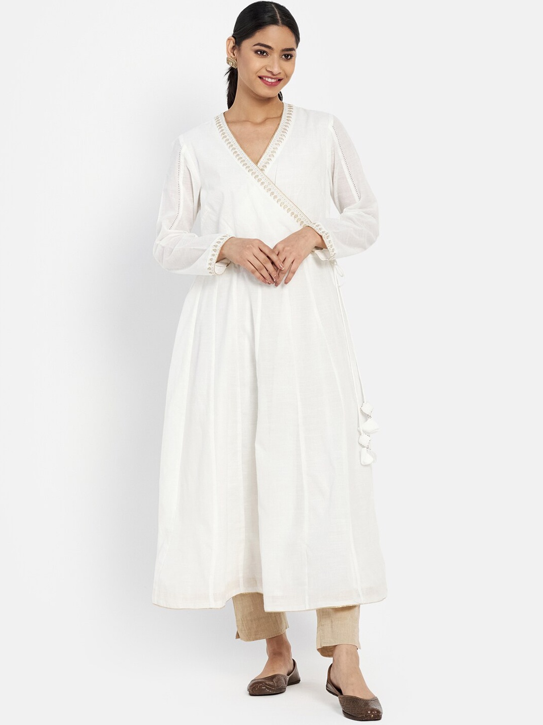 

Fabindia Paisley Embroidered Pure Cotton Angrakha Kurta, Off white