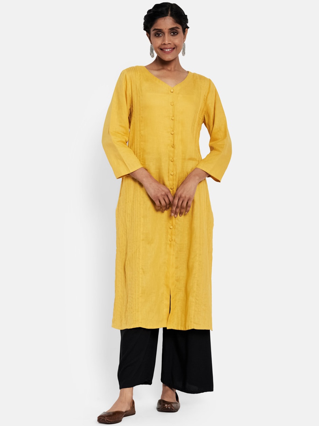 

Fabindia Round Neck Thread Work Pure Linen Kurta, Yellow