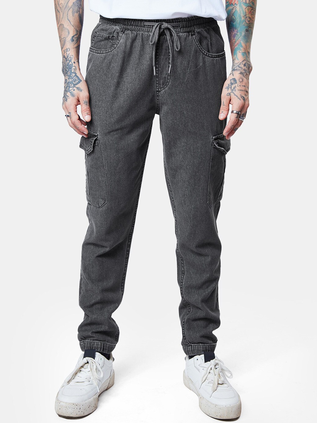 

The Souled Store Men Mid-Rise Light Fade Joggers, Charcoal