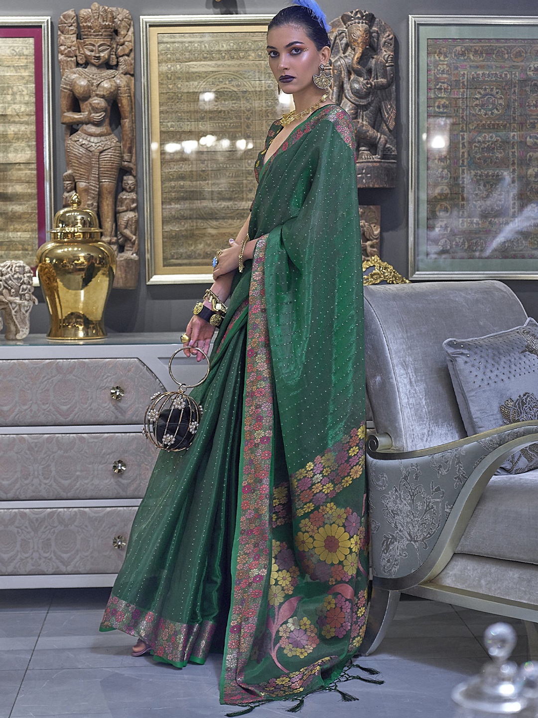 

elora Sequinned Embellished Woven Design Organza Bhagalpuri Saree, Green