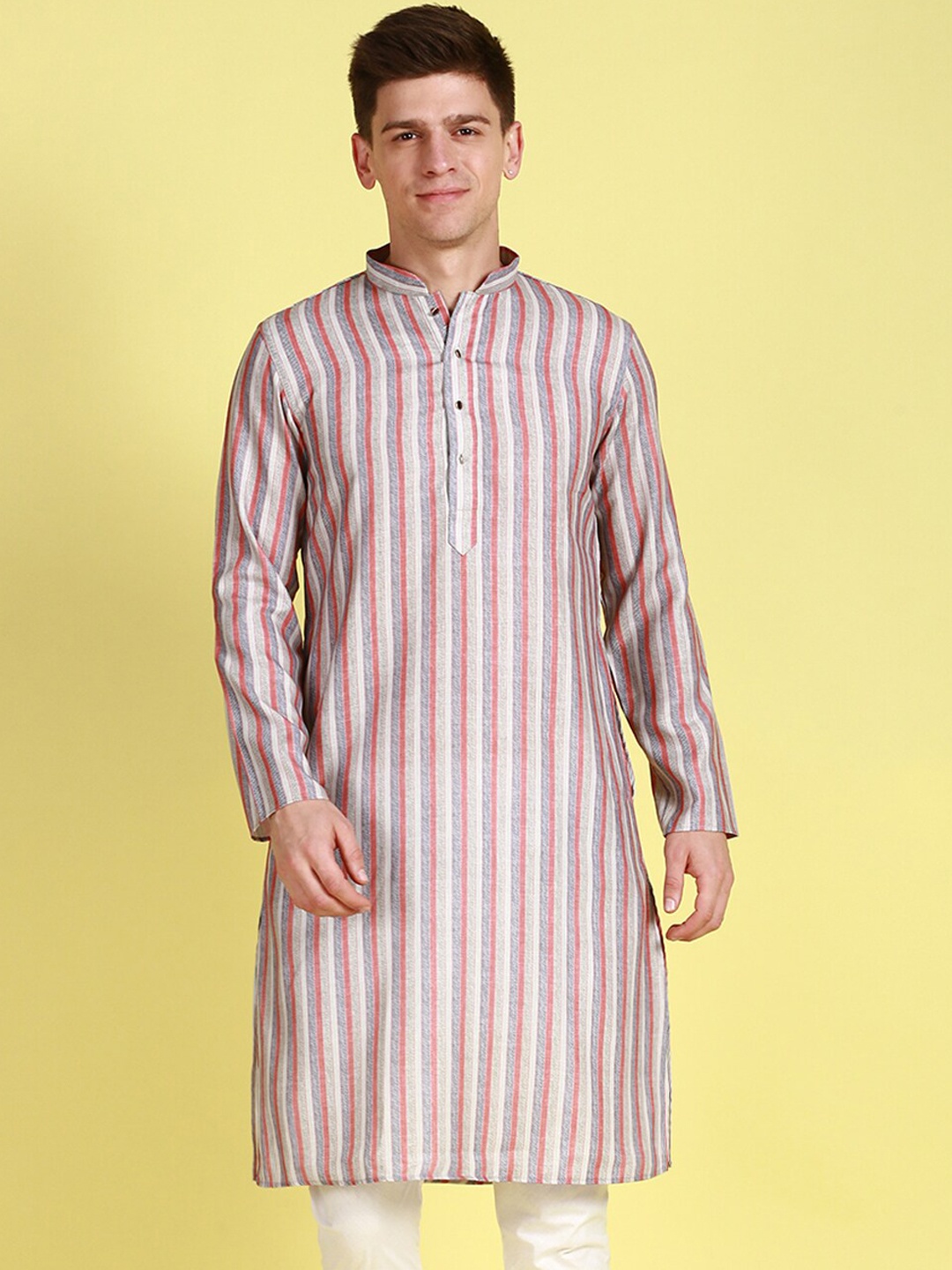 

Sanwara Striped Mandarin Collar Cotton Kurta, Red