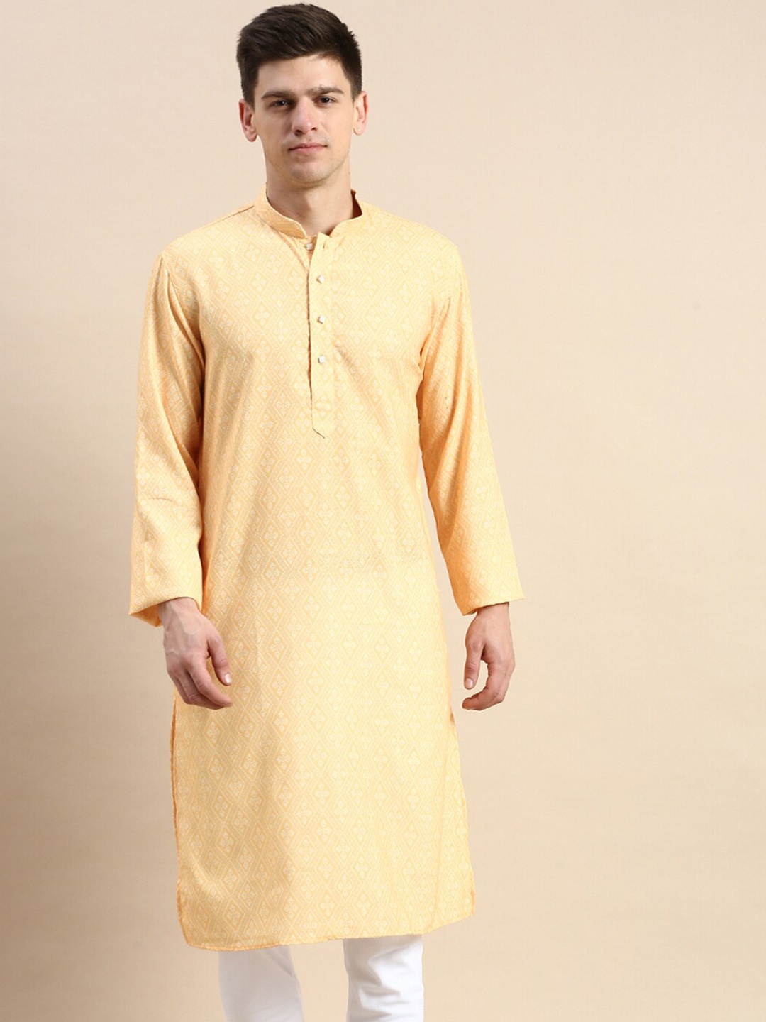

Sanwara Geometric Printed Mandarin Collar Cotton Kurta, Yellow