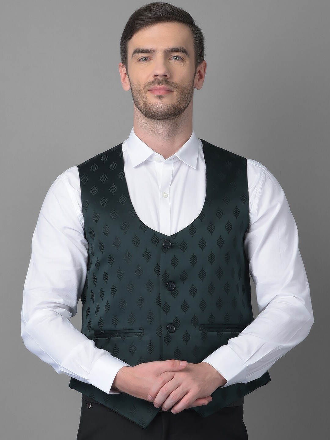 

Canary London Printed Sleeveless Woven Waistcoat, Green