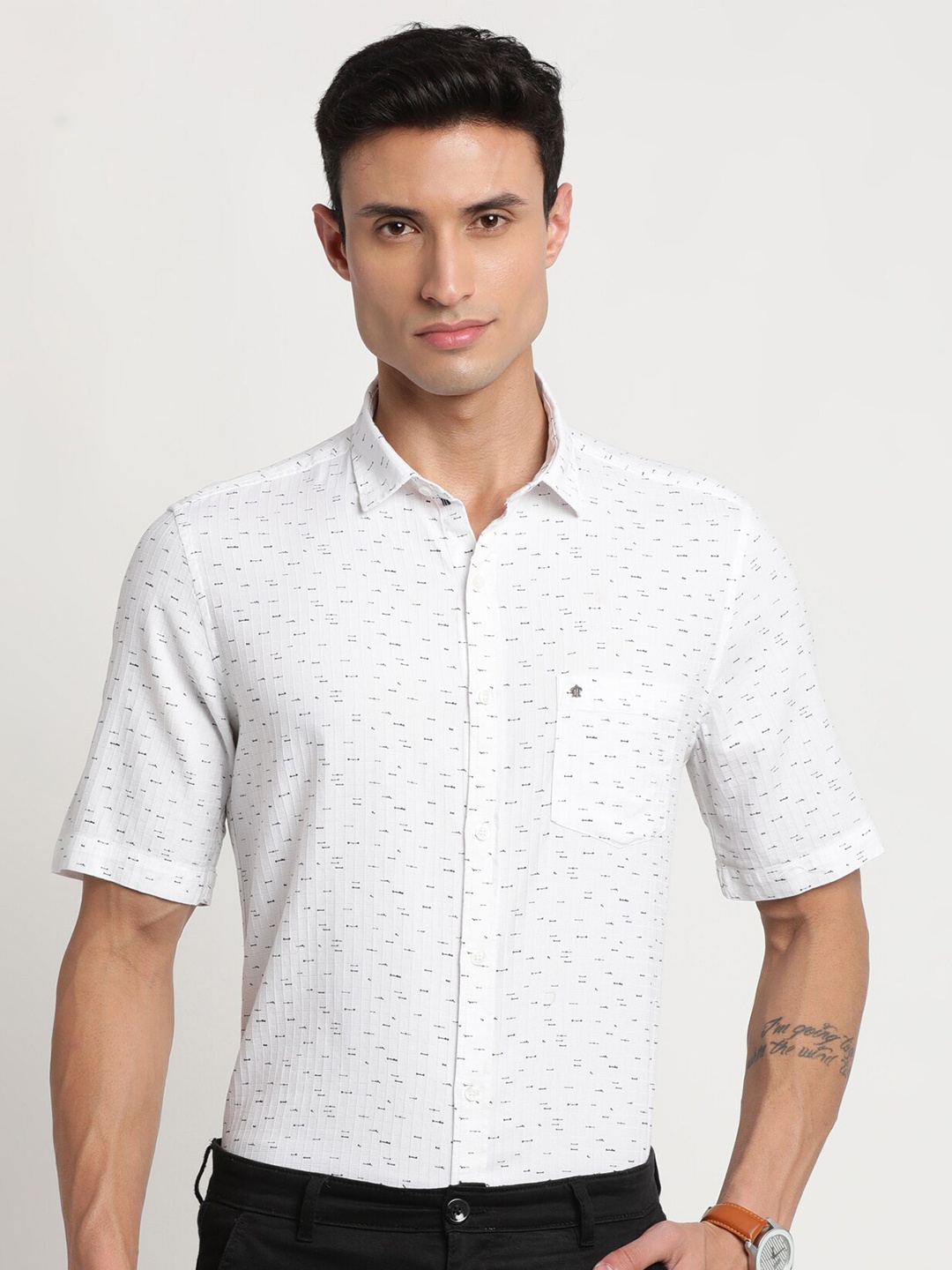 

Turtle Micro Ditsy Printed Slim Fit Cotton Casual Shirt, White
