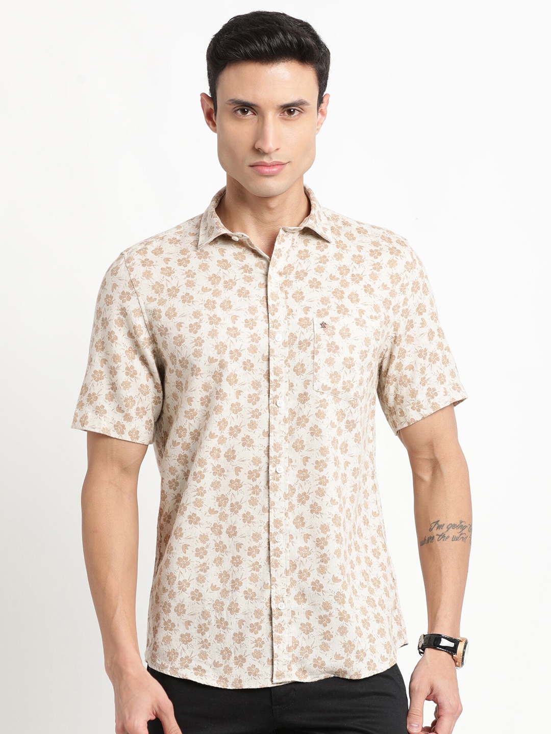 

Turtle Men Relaxed Slim Fit Printed Casual Linen Shirt, Beige