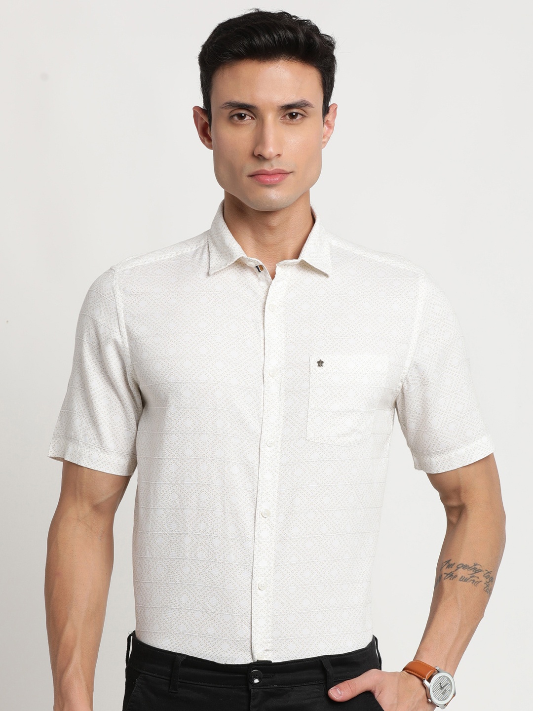 

Turtle Relaxed Slim Fit Geometric Printed Pure Cotton Formal Shirt, White