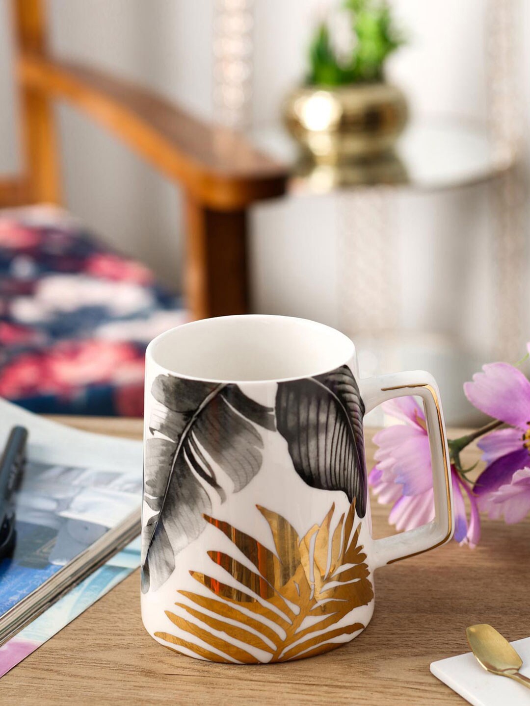 

THEDECORKART Whit & Black Tropical Print Dishwasher Safe Ceramic Mug - 300 ML, White