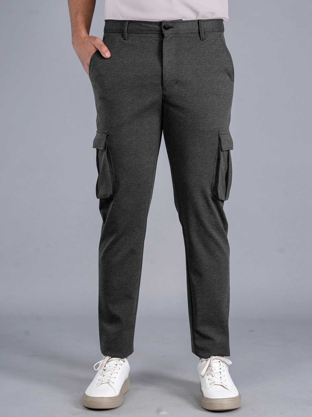 

The Pant Project Men Tailored Slim Fit Wrinkle Free Cargos Trousers, Black