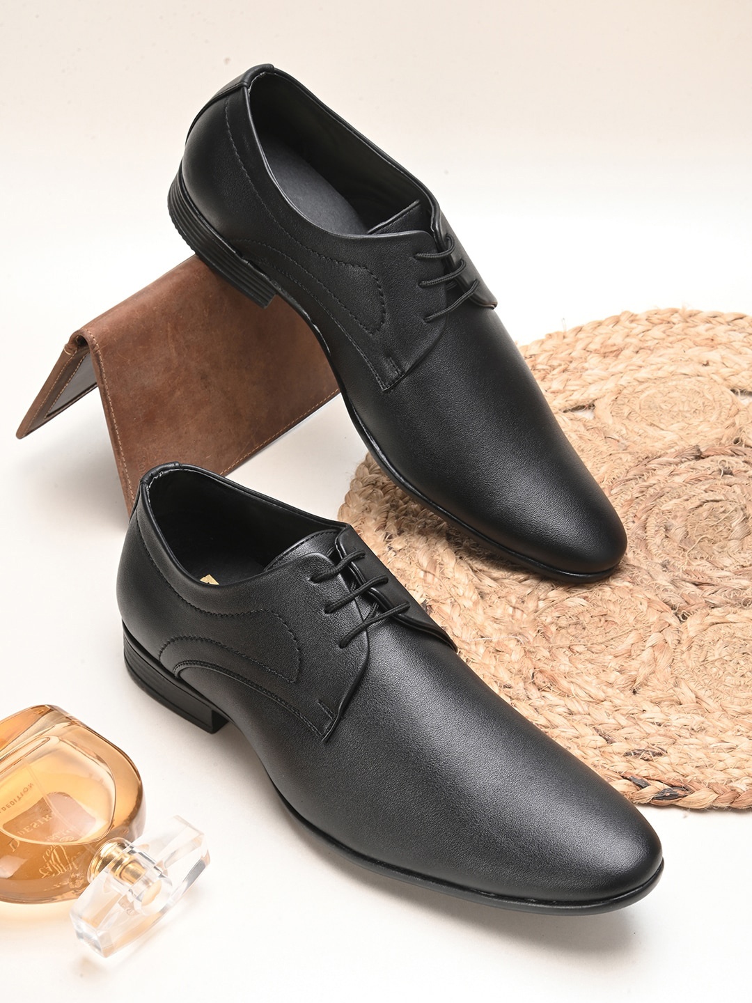 

HERE&NOW Men Textured Formal Derbys, Black