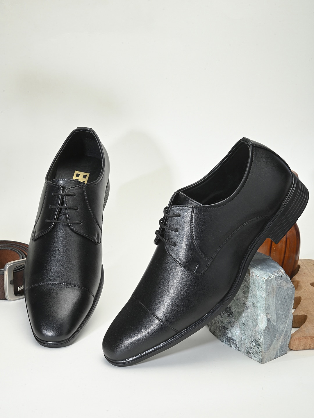 

HERE&NOW Men Textured Formal Derbys, Black