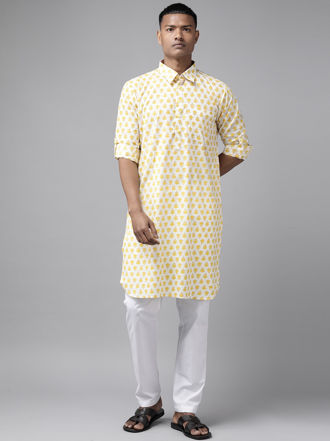 

See Designs Floral Printed Regular Pure Cotton Kurta With Pyjamas, Off white