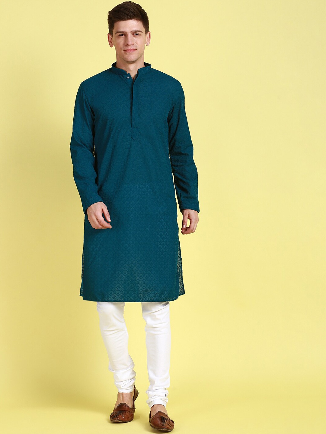 

Sanwara Ethnic Motifs Embroidered Pure Cotton Kurta with Pyjamas, Teal