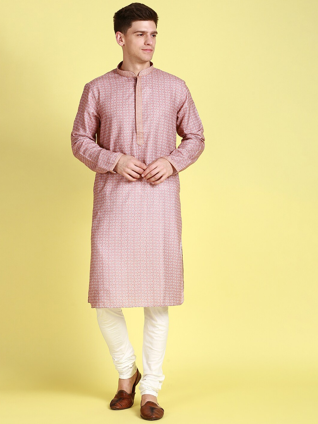 

Sanwara Ethnic Motifs Printed Thread Work Pure Cotton Kurta with Pyjamas, Peach