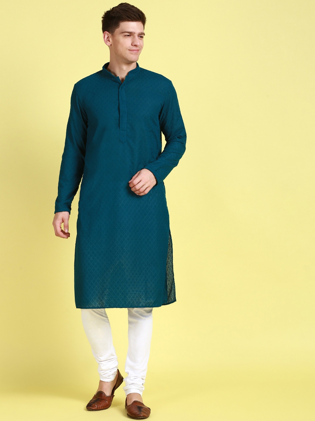 

Sanwara Ethnic Motifs Embroidered Chikankari Pure Cotton Kurta with Churidar, Green