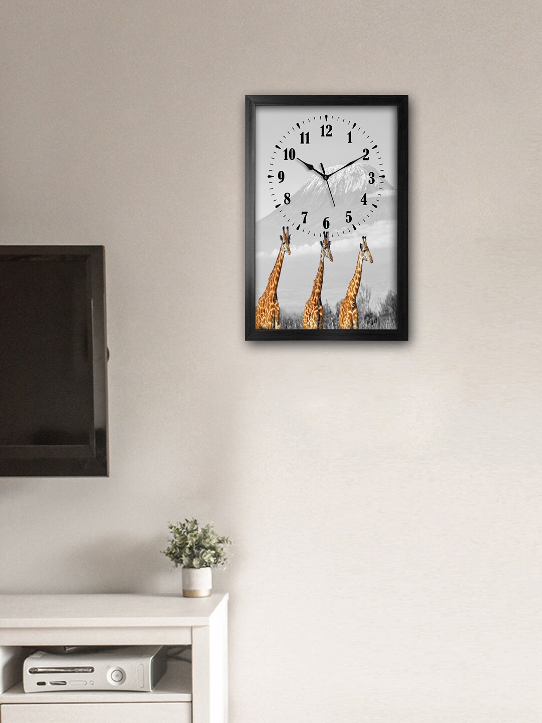 

999Store Grey Printed Traditional Wall Clock