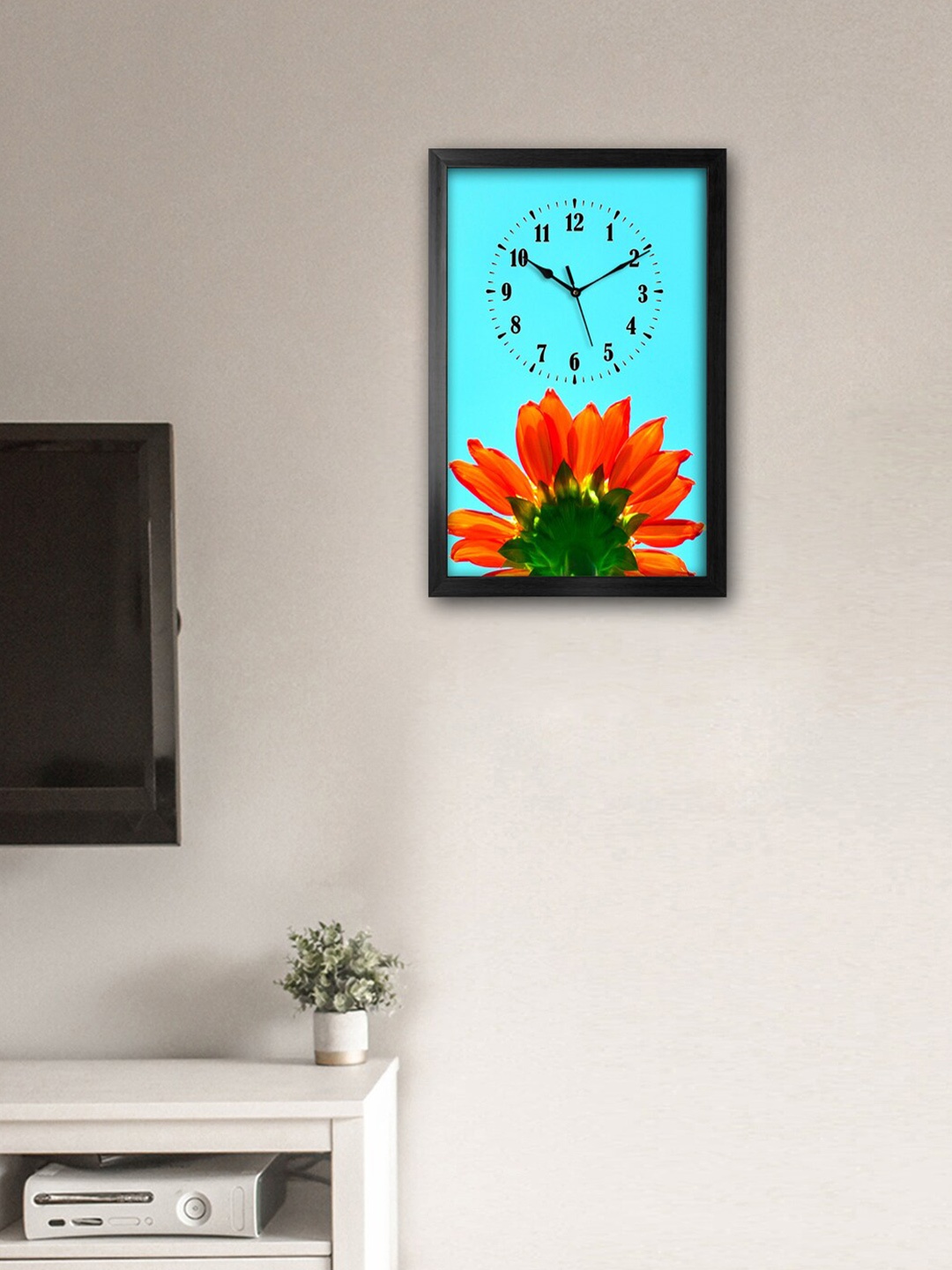 

999Store Blue & Orange Printed Traditional Wall Clock