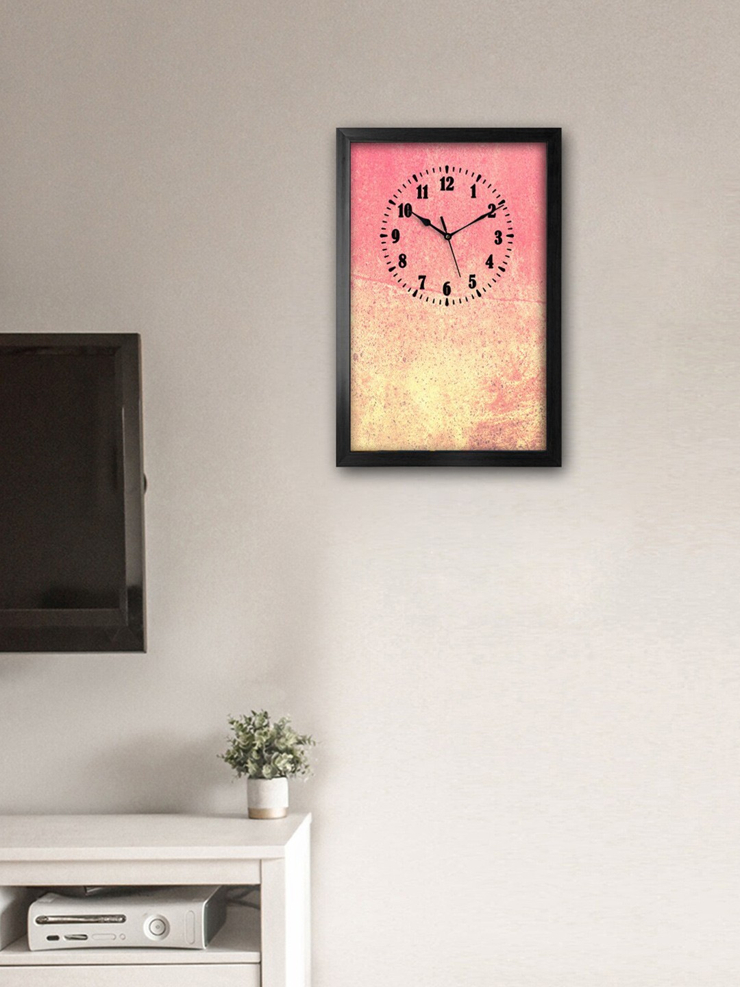 

999Store Red & Yellow Printed Traditional Wall Clock