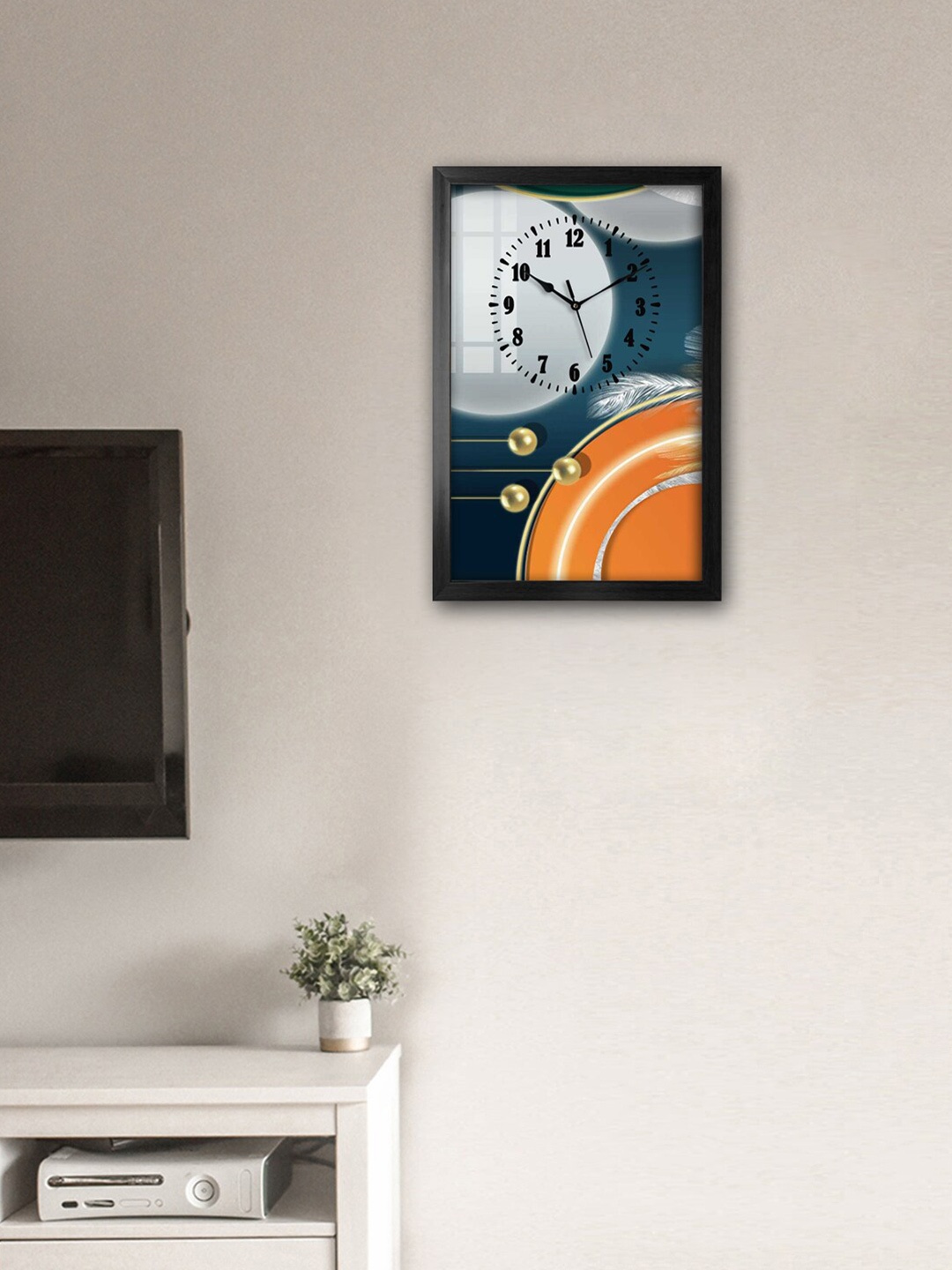 

999Store Grey & Orange Printed Traditional Wall Clock