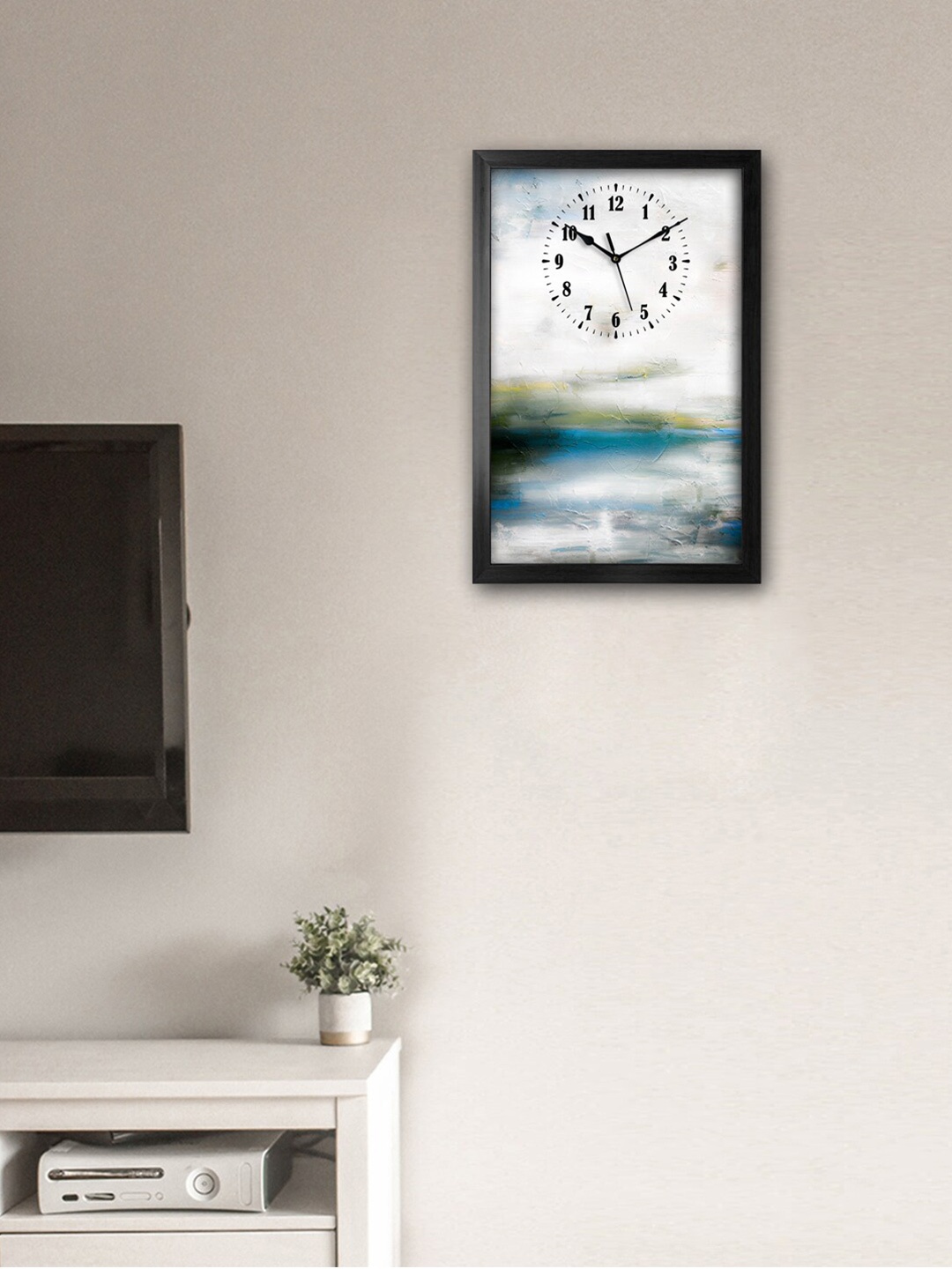 

999Store Grey & Blue Printed Traditional Wall Clock