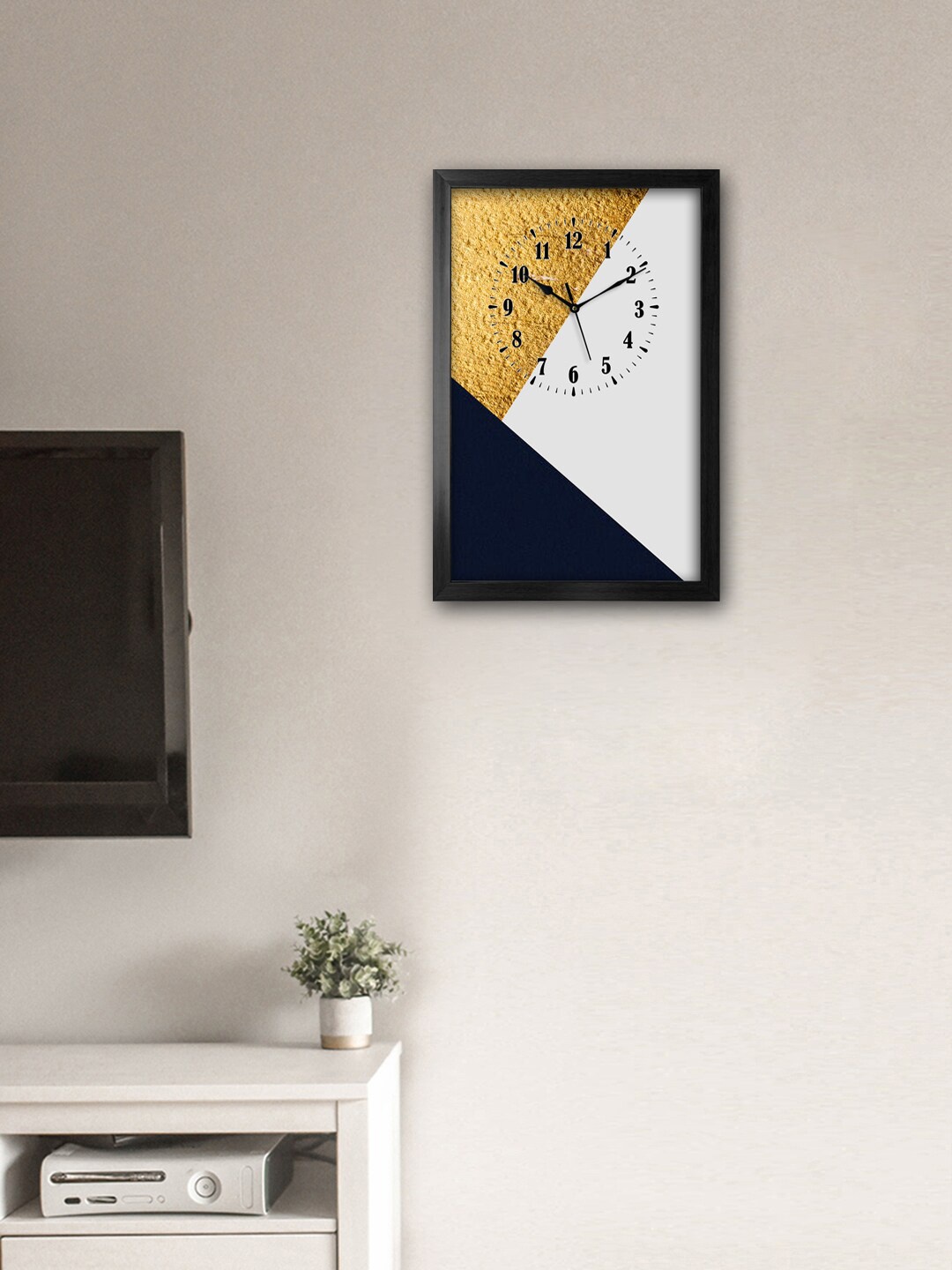 

999Store Navy Blue & White Printed Traditional Wall Clock