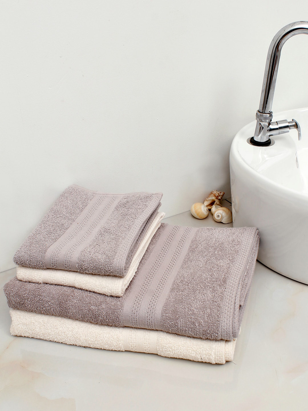 

AVI Living Grey & Cream 4 Pieces 400 GSM Pure Cotton Towel Set