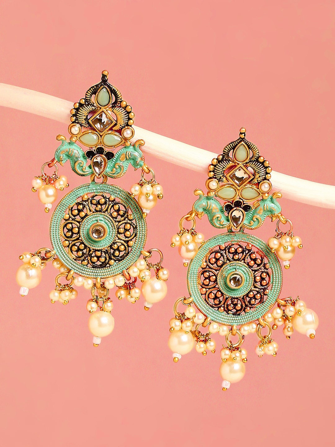

OOMPH Gold-Plated Kundan Drop Earrings