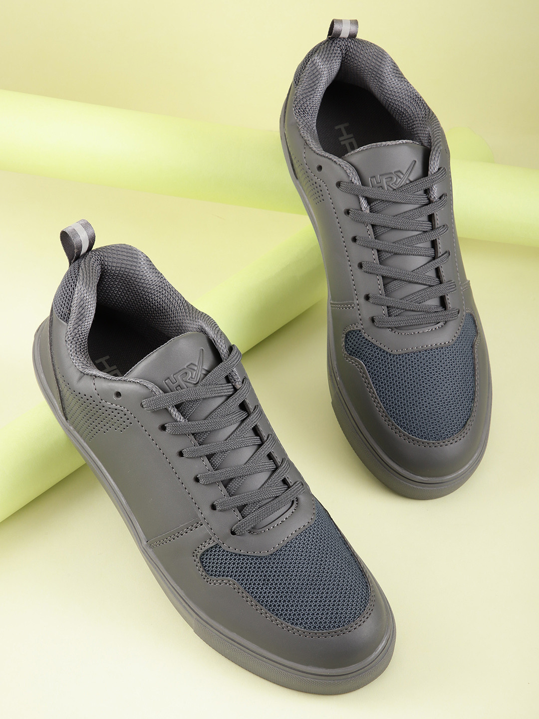 

HRX by Hrithik Roshan Men Colourblocked & Woven Design Sneakers, Grey