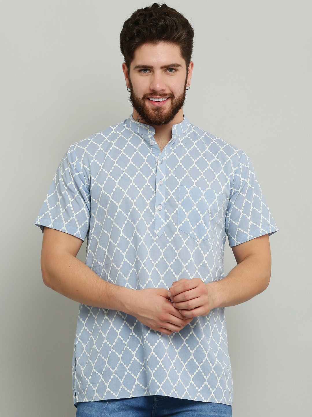 

Waahiba Geometric Printed Mandarin Collar Pure Cotton Short Kurta, Blue