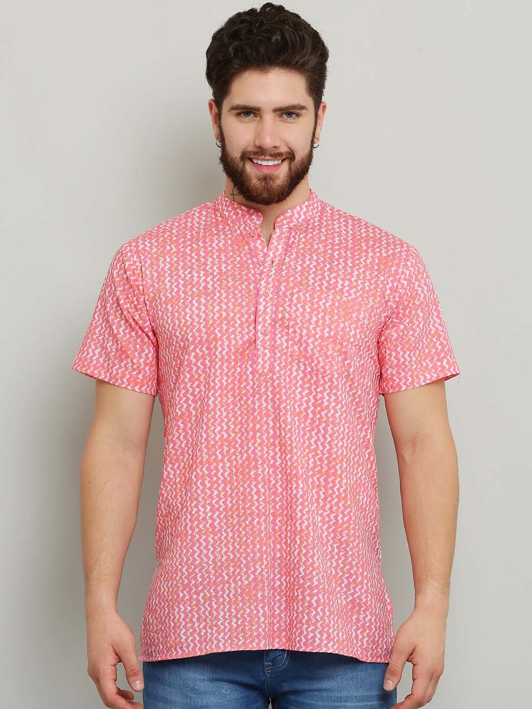 

Waahiba Mandarin Collar Chevron Printed Straight Cotton Kurta, Pink