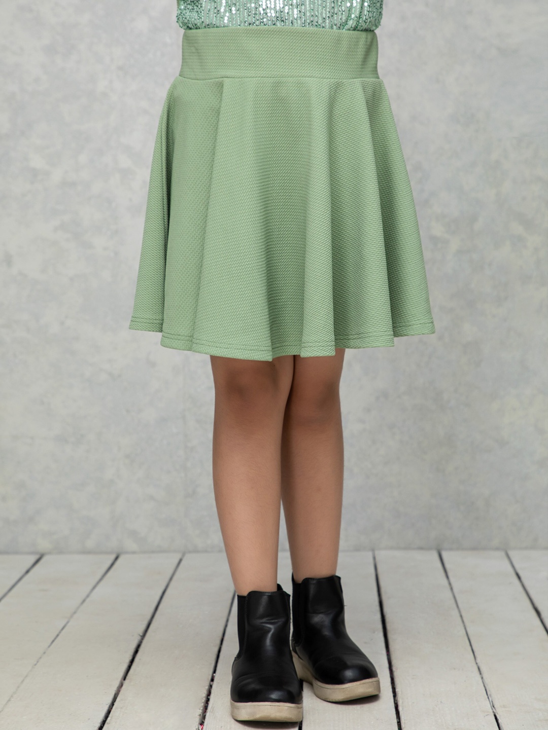 

NEUDIS Girls Flared Mini Flared Skater Skirt, Green