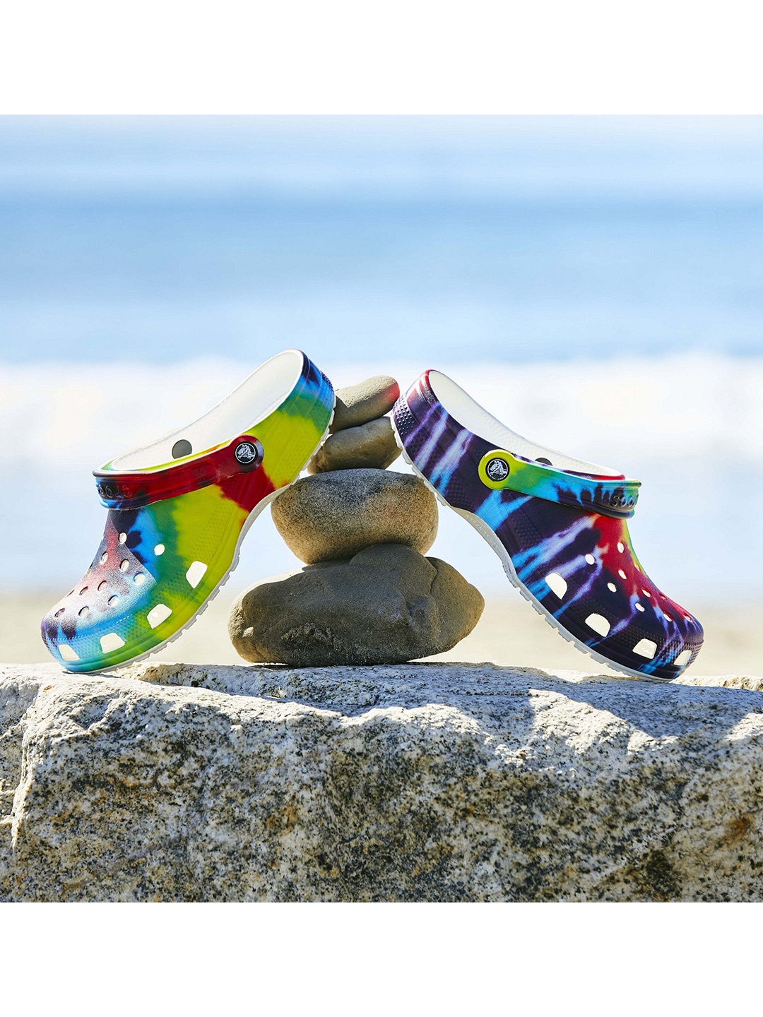 

Crocs Tie And Dye Printed Croslite Clogs, White