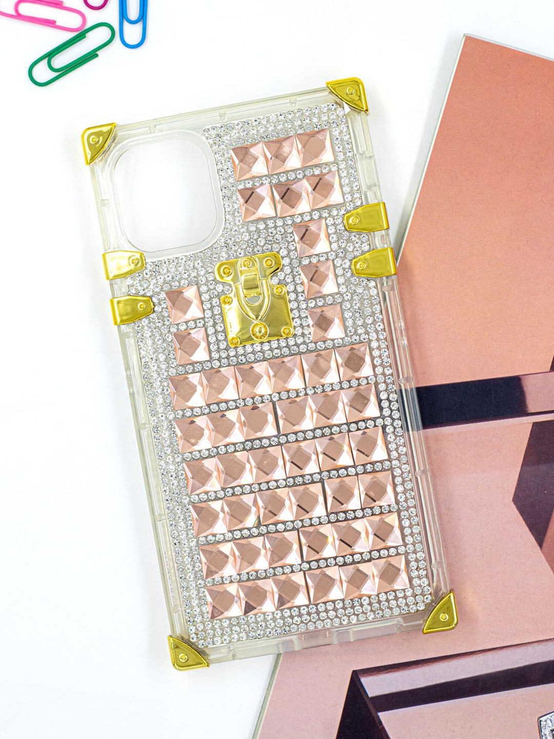 

DOOBNOOB Diamond Right Angle Shining Cover For iPhone 11, Peach