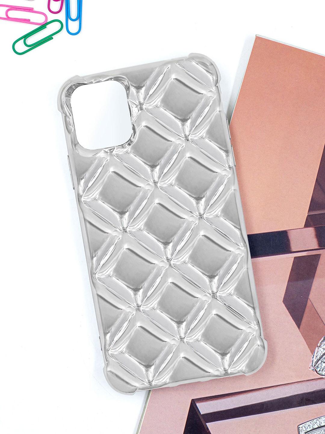 

DOOBNOOB Silver-Toned Textured iPhone 11 Pro Max Silicone Phone Back Case