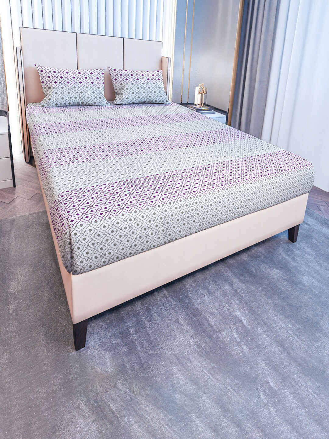 

MAYFAIR HOMES LONDON Mauve Geometric Cotton 120 TC King Bedsheet With 2 Pillow Covers