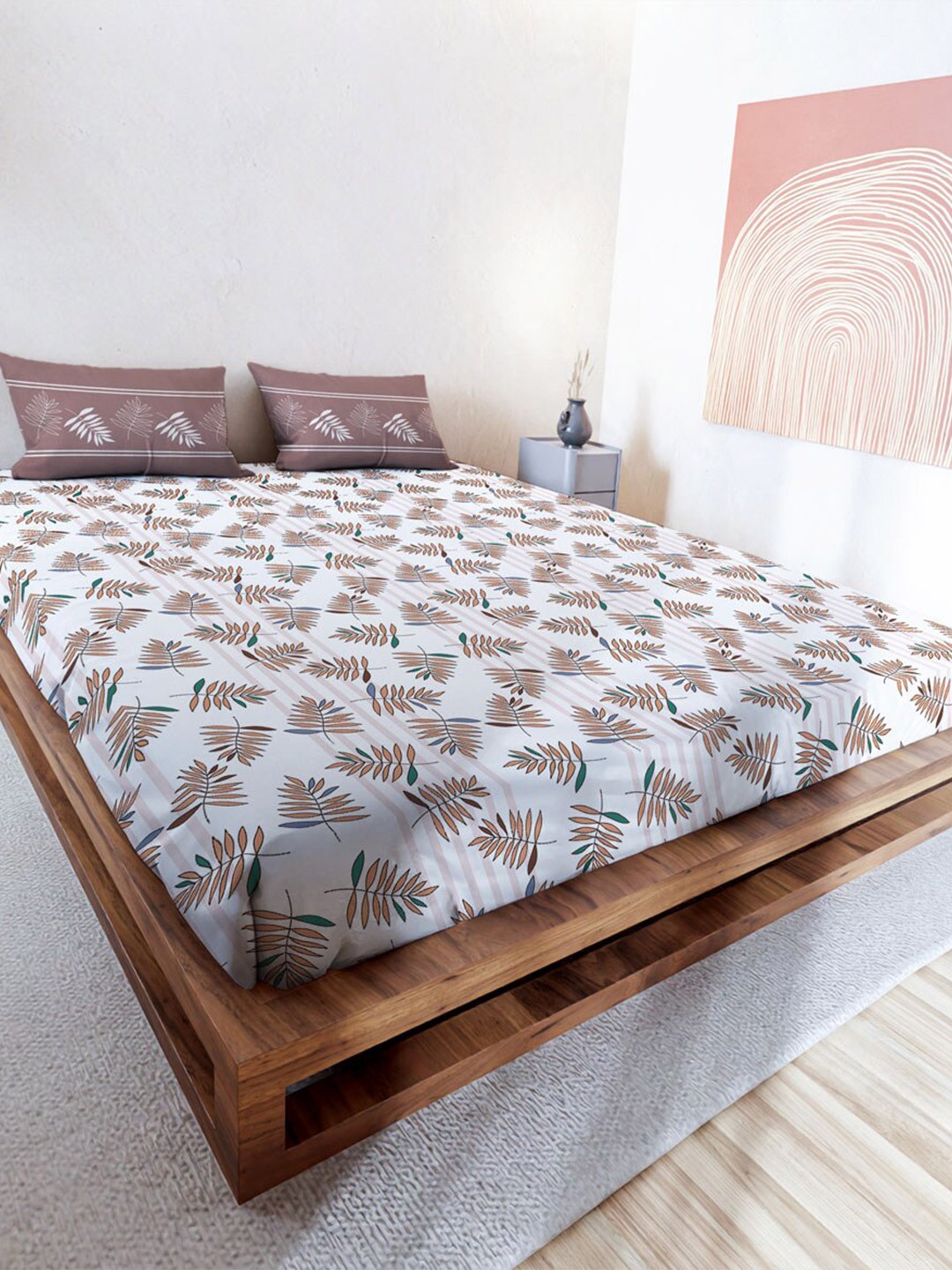 

MAYFAIR HOMES LONDON Brown Modern Floral Cotton 144 TC King Bedsheet With 2 Pillow Covers