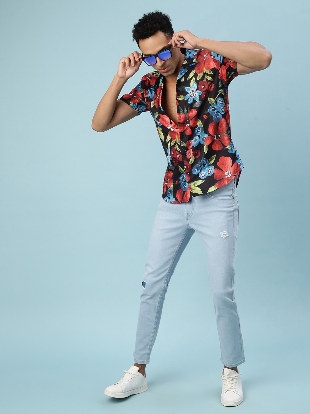 

VEIRDO Spread Collar Original Floral Printed Casual Cotton Shirt, Navy blue