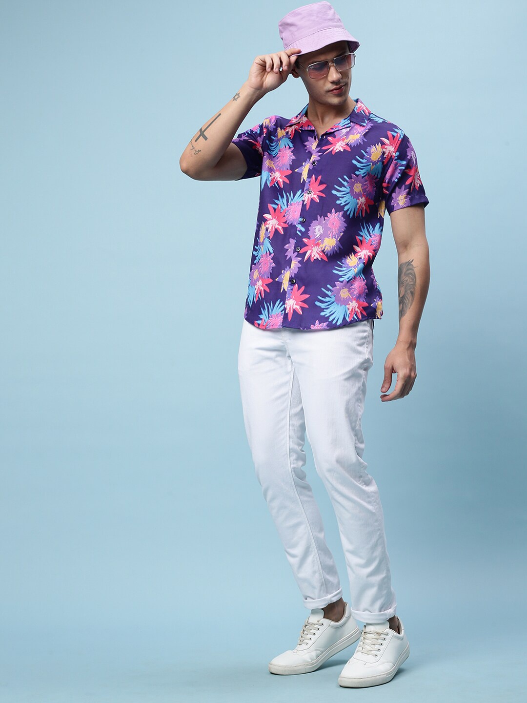 

VEIRDO Floral Printed Cotton Casual Shirt, Navy blue