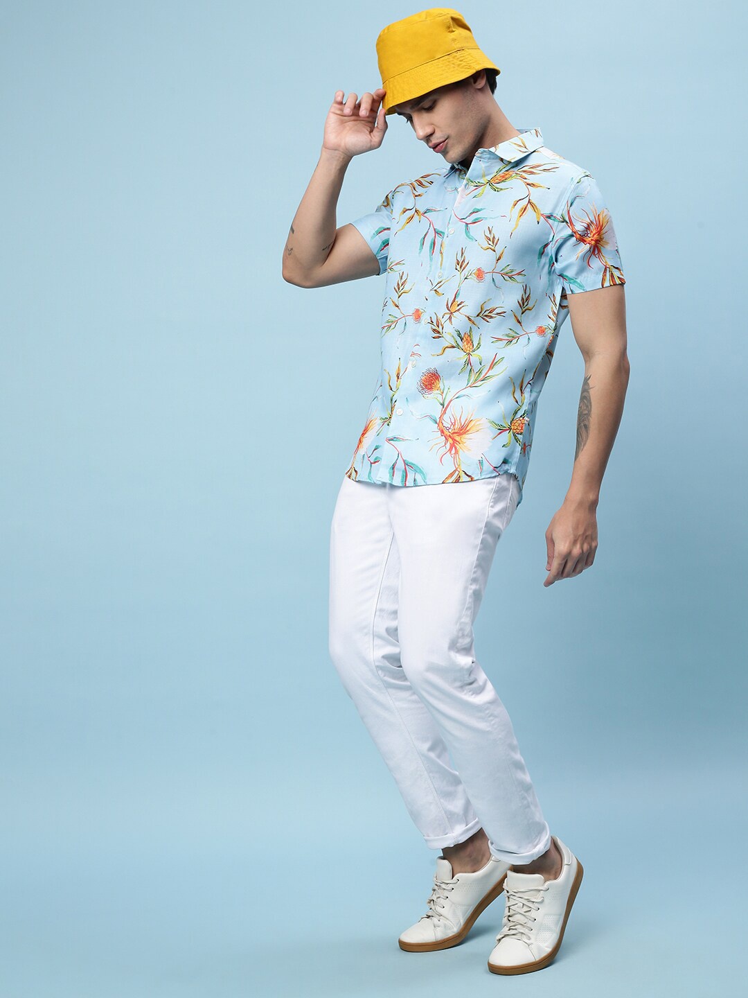

VEIRDO Original Floral Printed Orange Casual Cotton Shirt, Blue