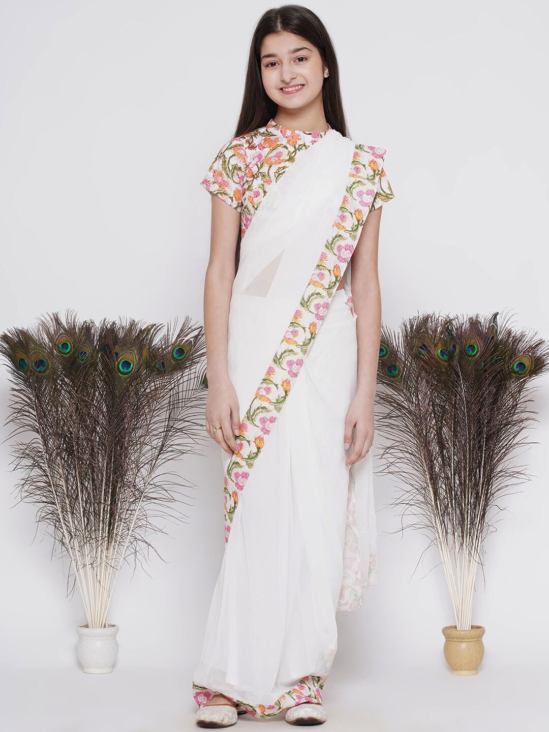 

Little Bansi Girls Floral Pure Georgette Ready to Wear Saree, White