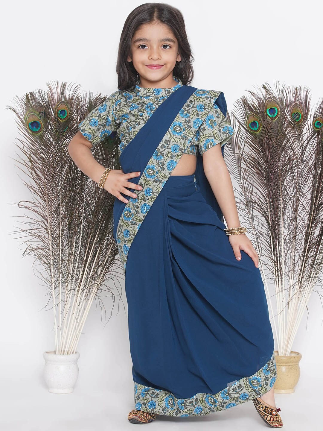

Little Bansi Pure Georgette Ready to Wear Saree, Blue