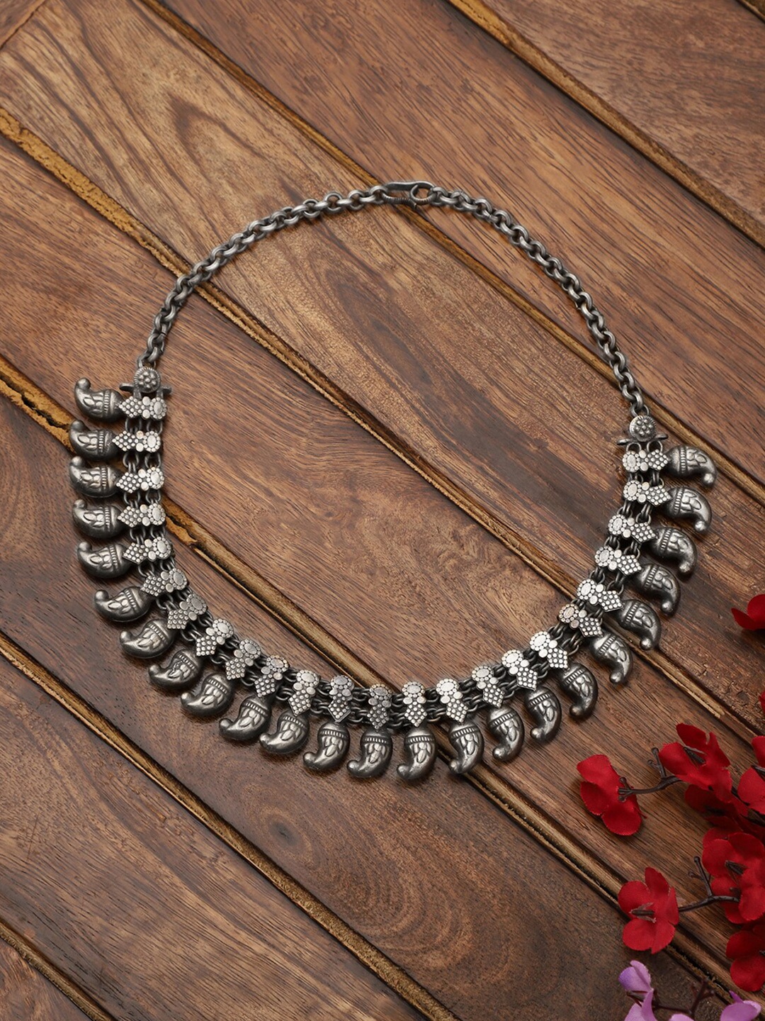 

VENI Silver-Plated Oxidised Choker Necklace
