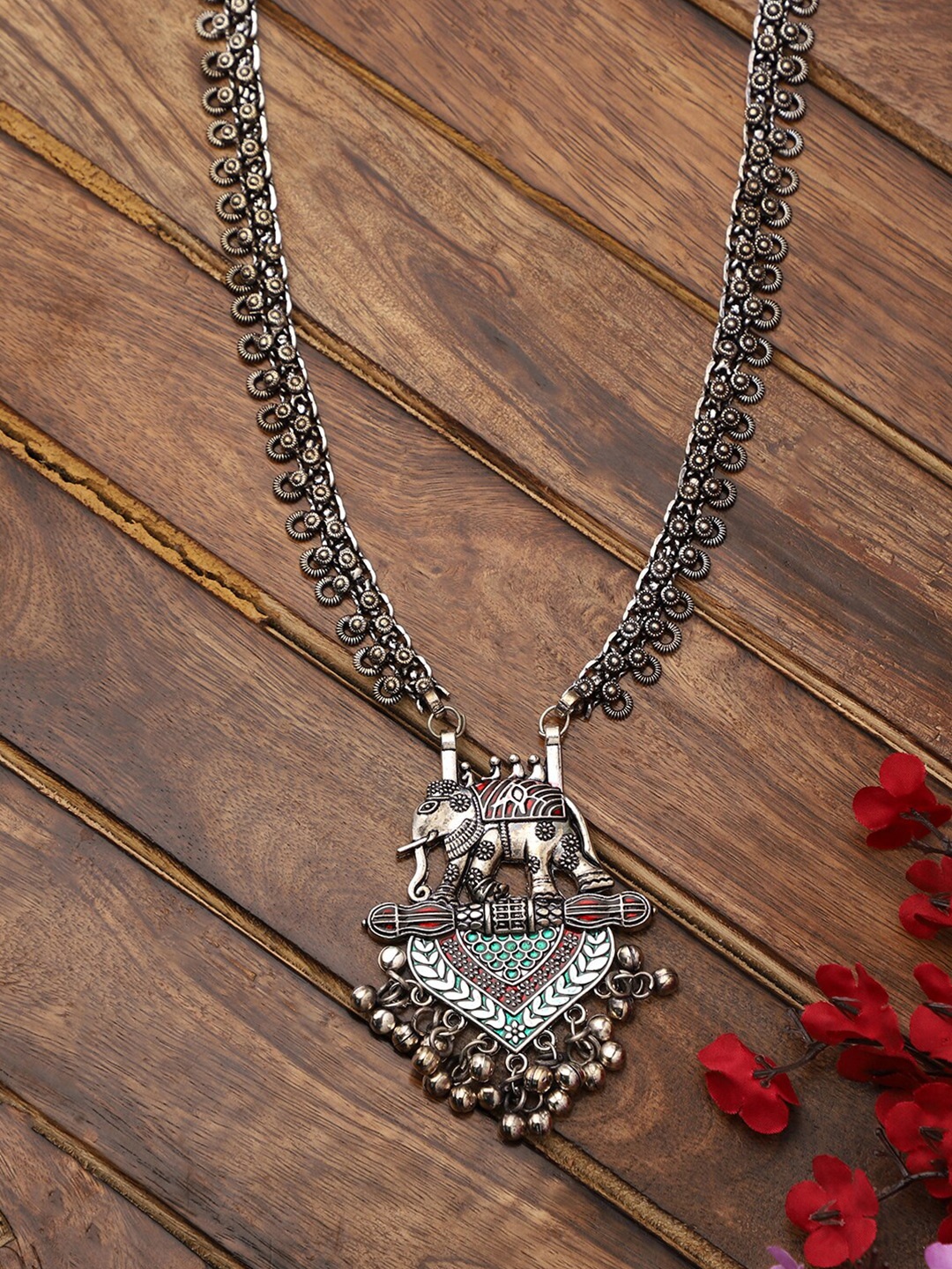 

VENI Silver-Plated Oxidised Necklace, White