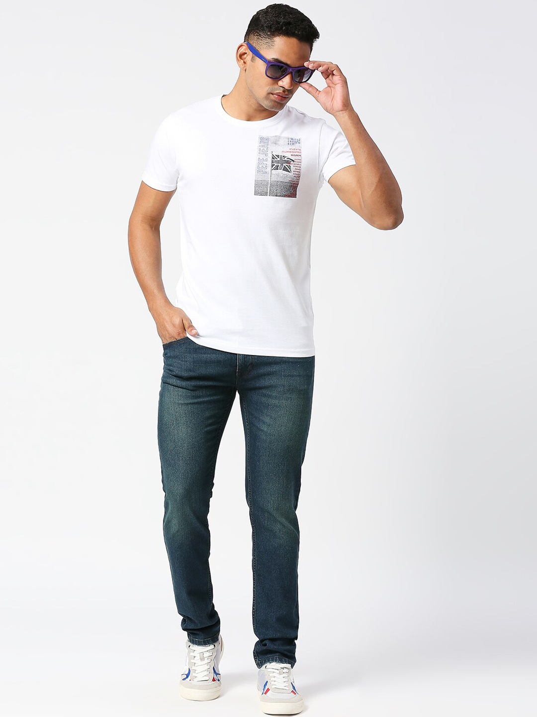 

Pepe Jeans Men Tapered Fit Light Fade Jeans, Blue