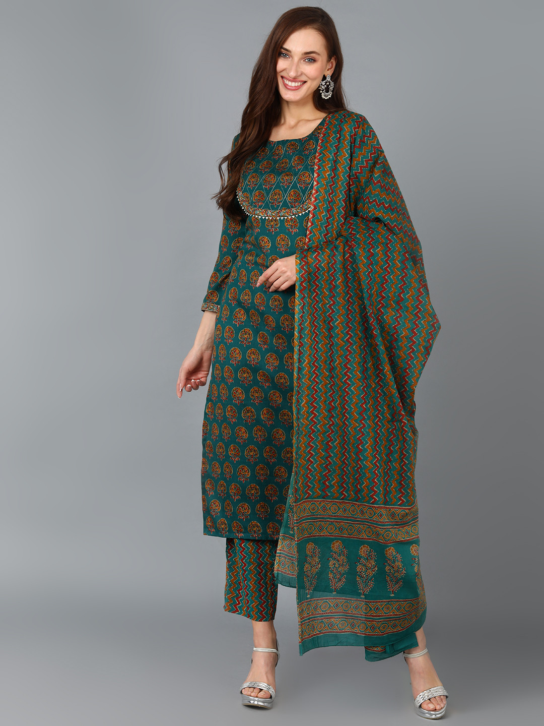 

AHIKA Floral Printed Kurta with Trousers & Dupatta, Teal