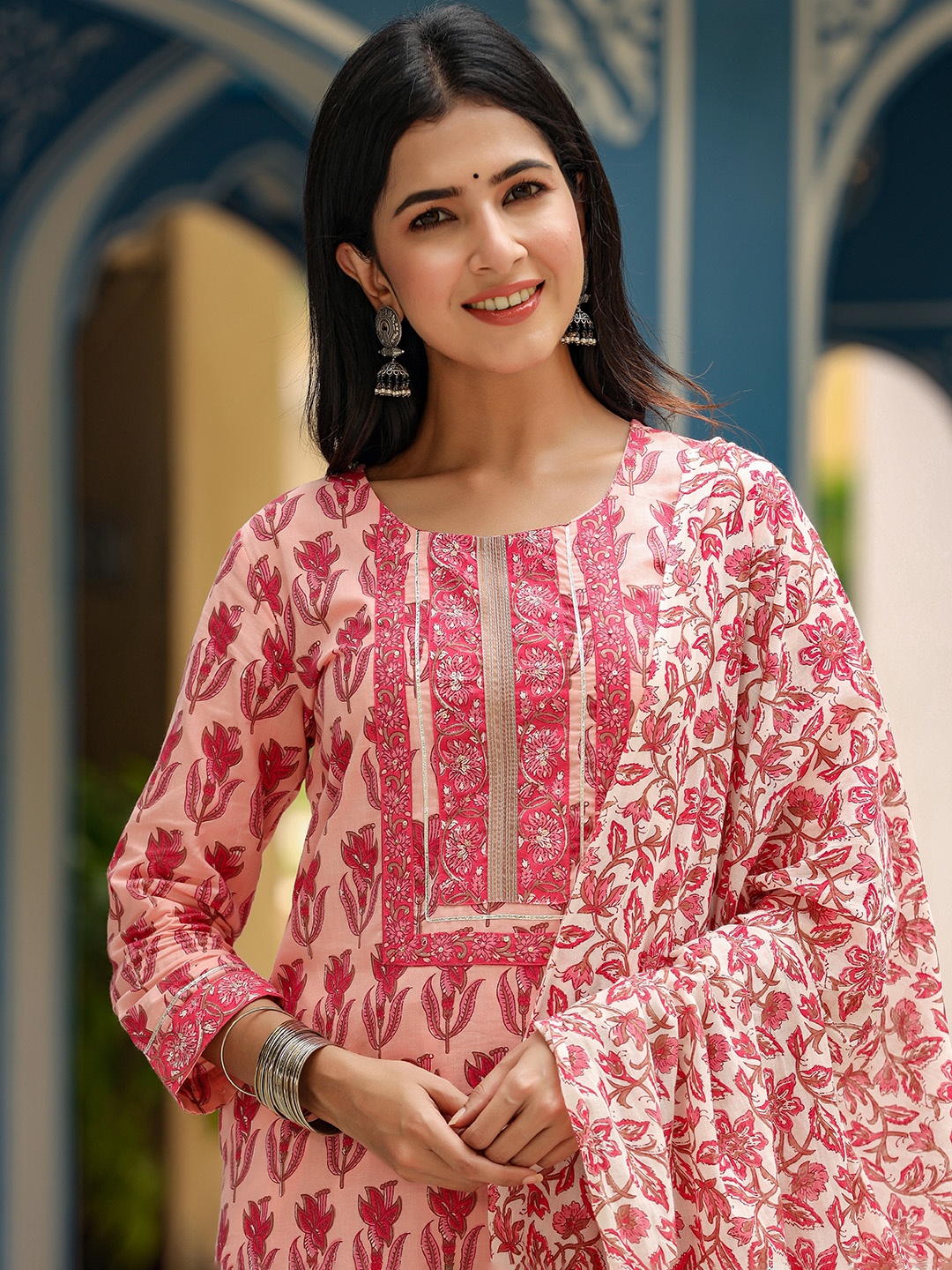 

AHIKA Floral Printed Gotta Patti Kurta with Trousers & Dupatta, Pink