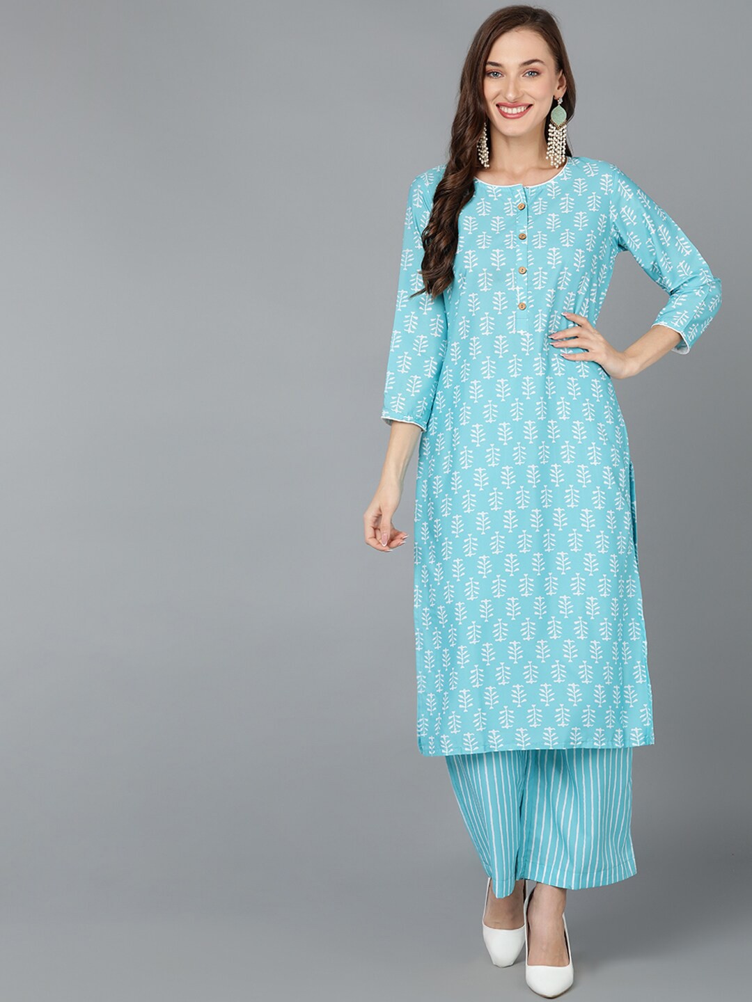 

AHIKA Ethnic Motifs Printed Straight Kurta with Palazzos, Blue