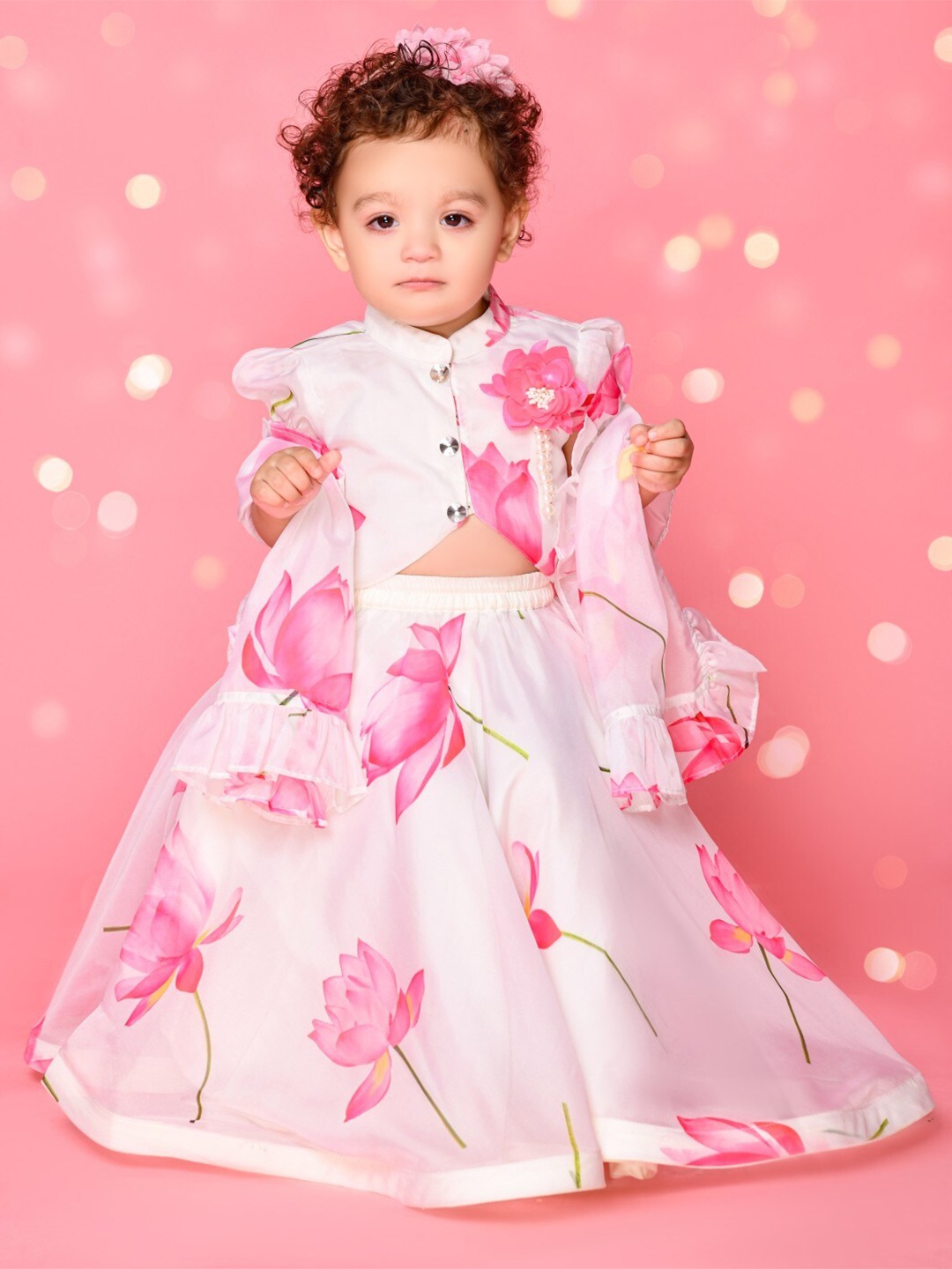 

SAKA DESIGNS Girls Floral Printed Corsage Ready to Wear Lehenga Choli With Dupatta, Cream